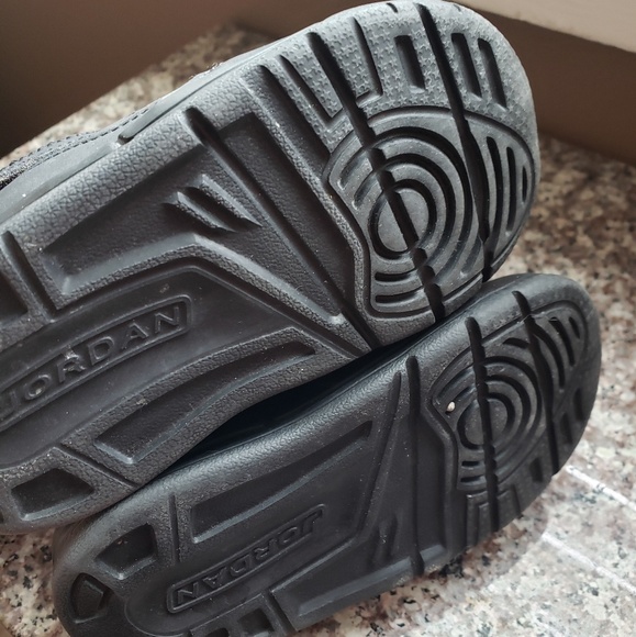 ❌SOLD❌Toddler jordans - Picture 6 of 8